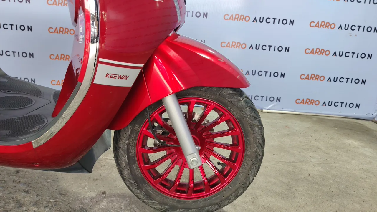 2026 Keeway Shiny 150 – Exterior