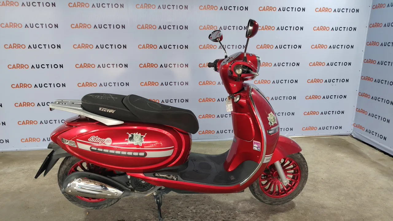 2026 Keeway Shiny 150 – Exterior