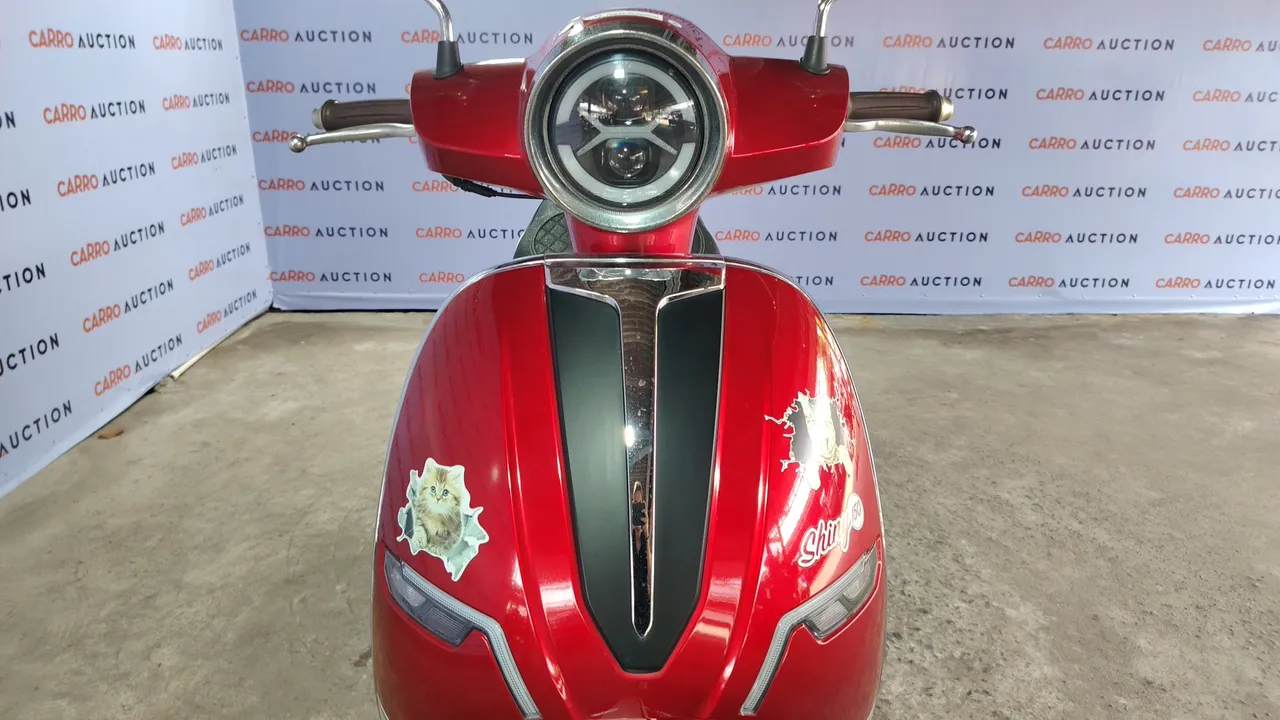 2026 Keeway Shiny 150 – Exterior