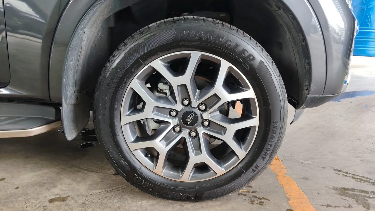 2023 Ford Everest – Exterior