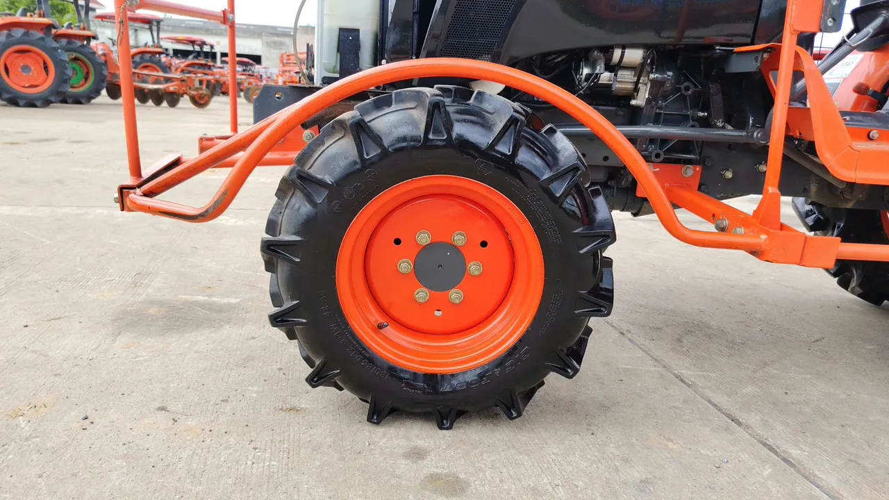 2012 Kubota B2440S-B – Exterior