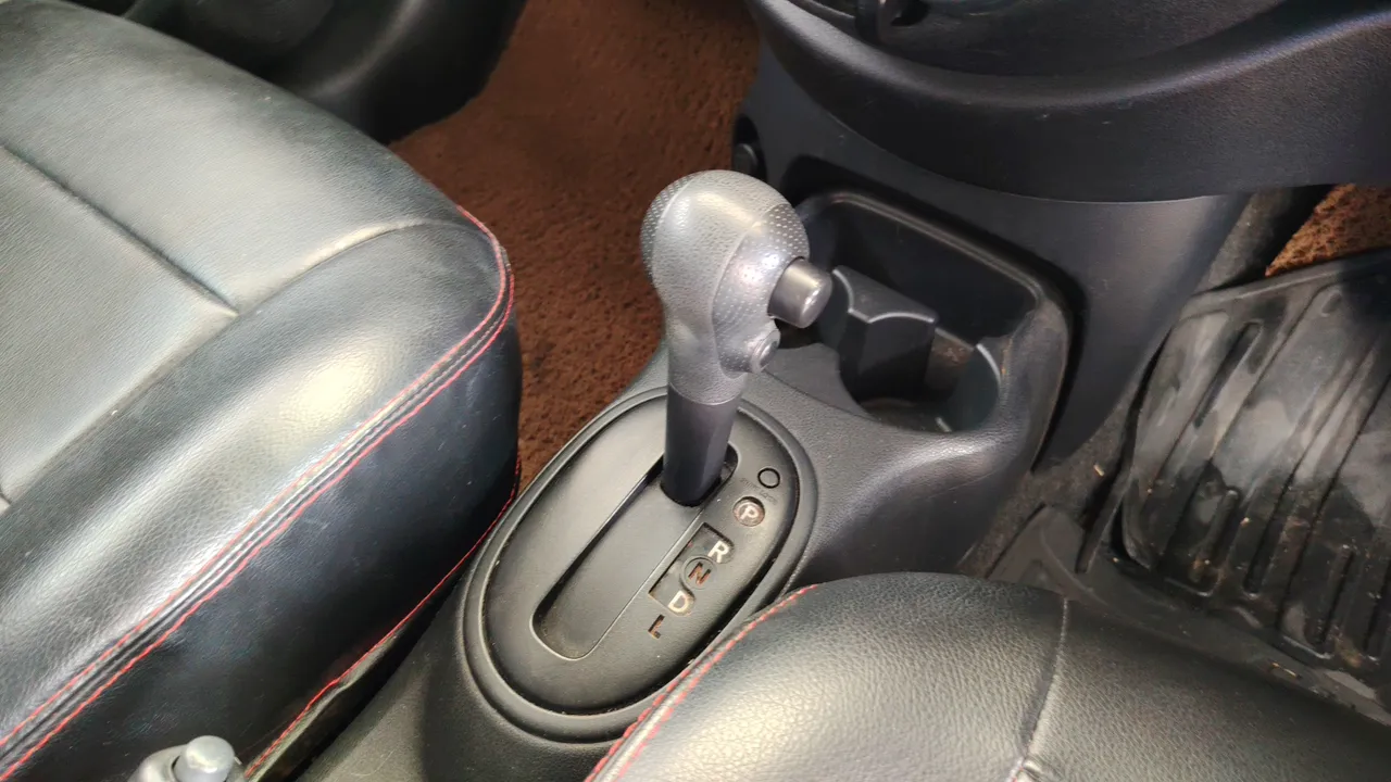 2011 Nissan March – Exterior