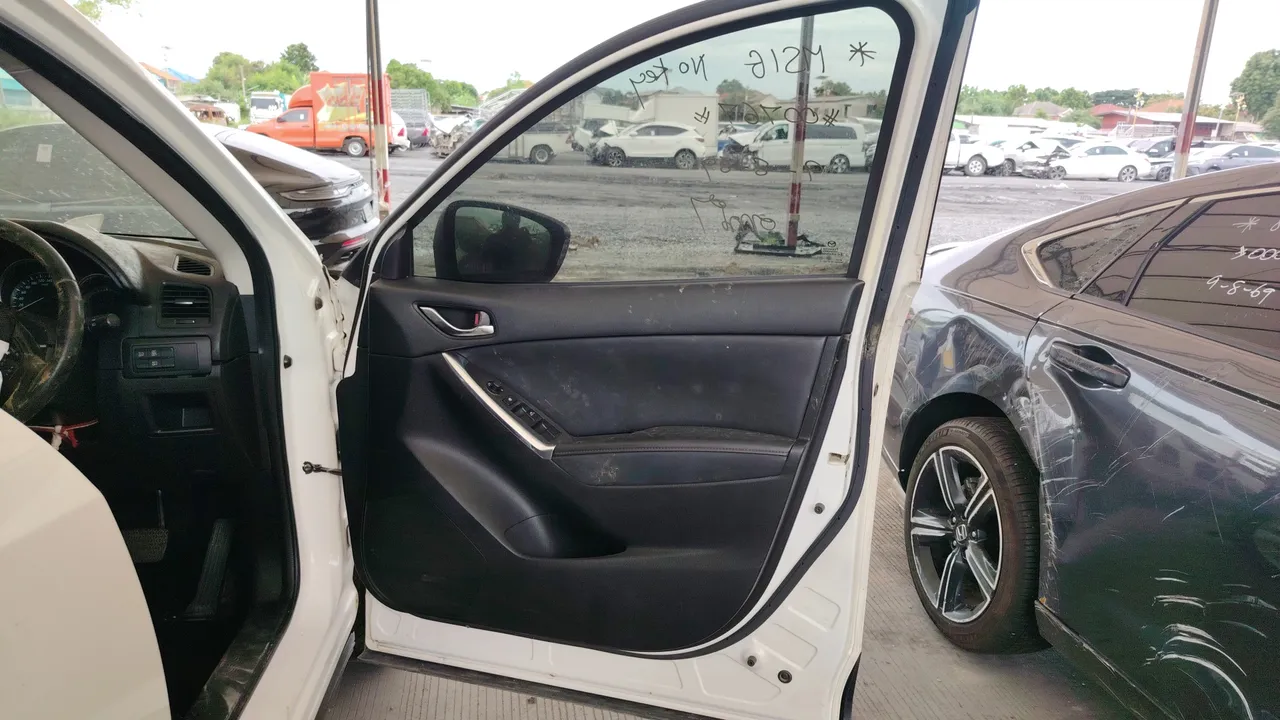 2014 Mazda CX-5 – Front