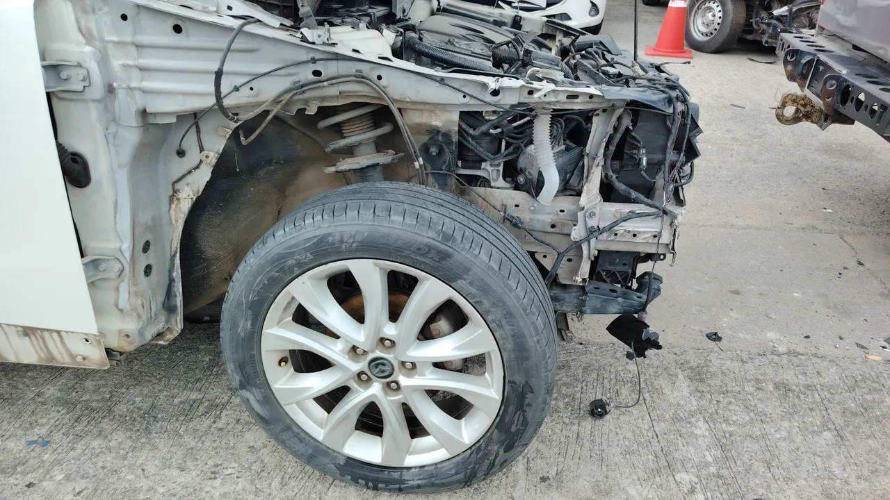 2014 Mazda CX-5 – Front