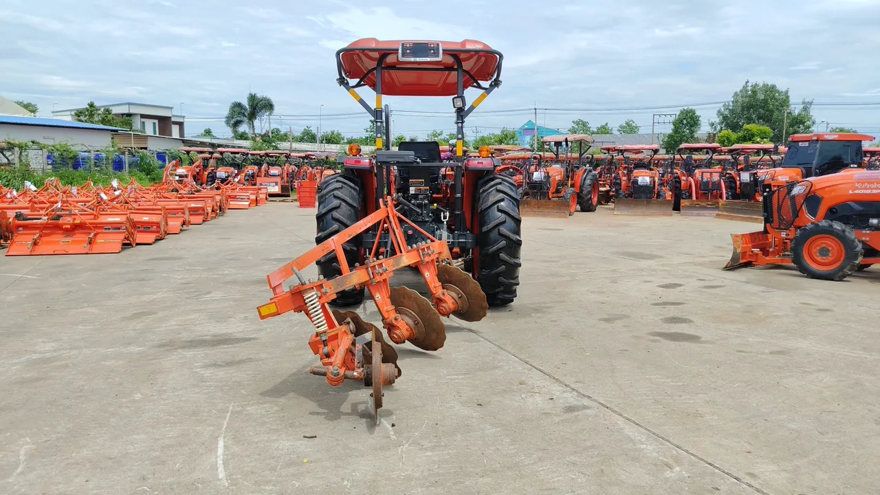 2025 Kubota MU4902 – Back
