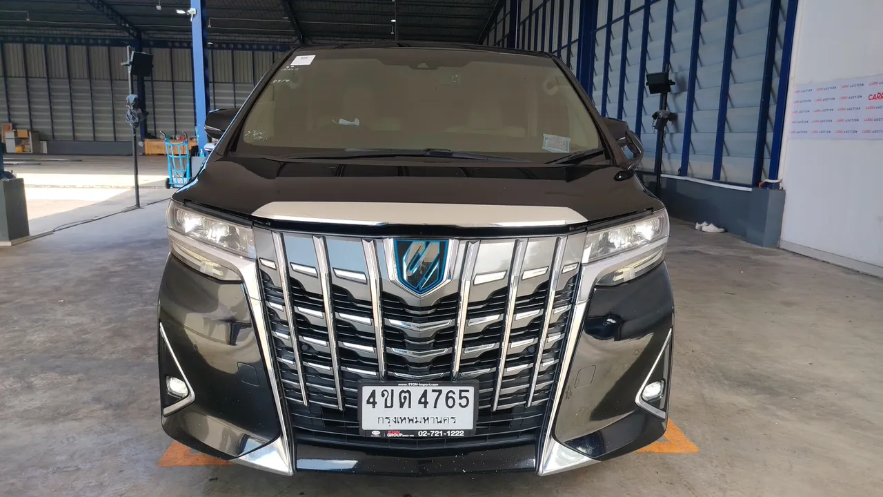 2023 Toyota Alphard – Exterior