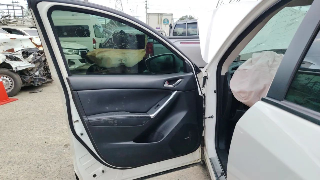 2014 Mazda CX-5 – Front