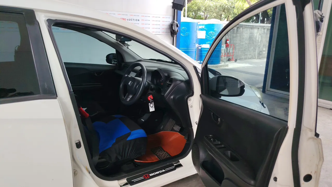 2015 Honda Mobilio – Front