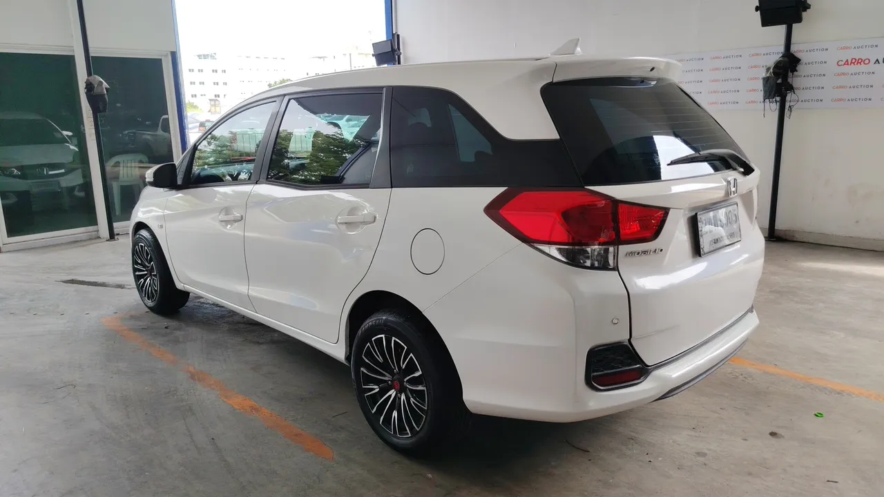 2015 Honda Mobilio – Back