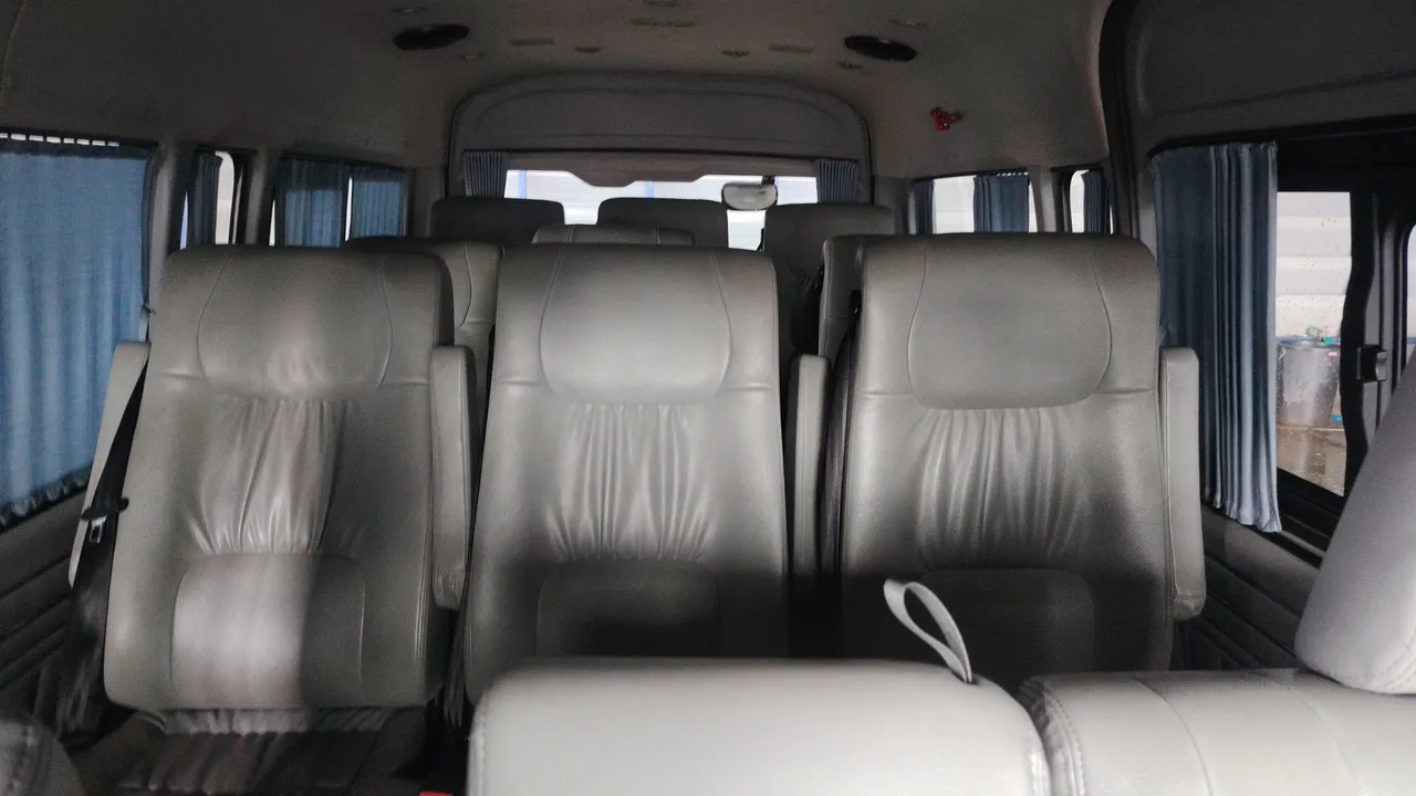2021 Toyota Commuter – Exterior
