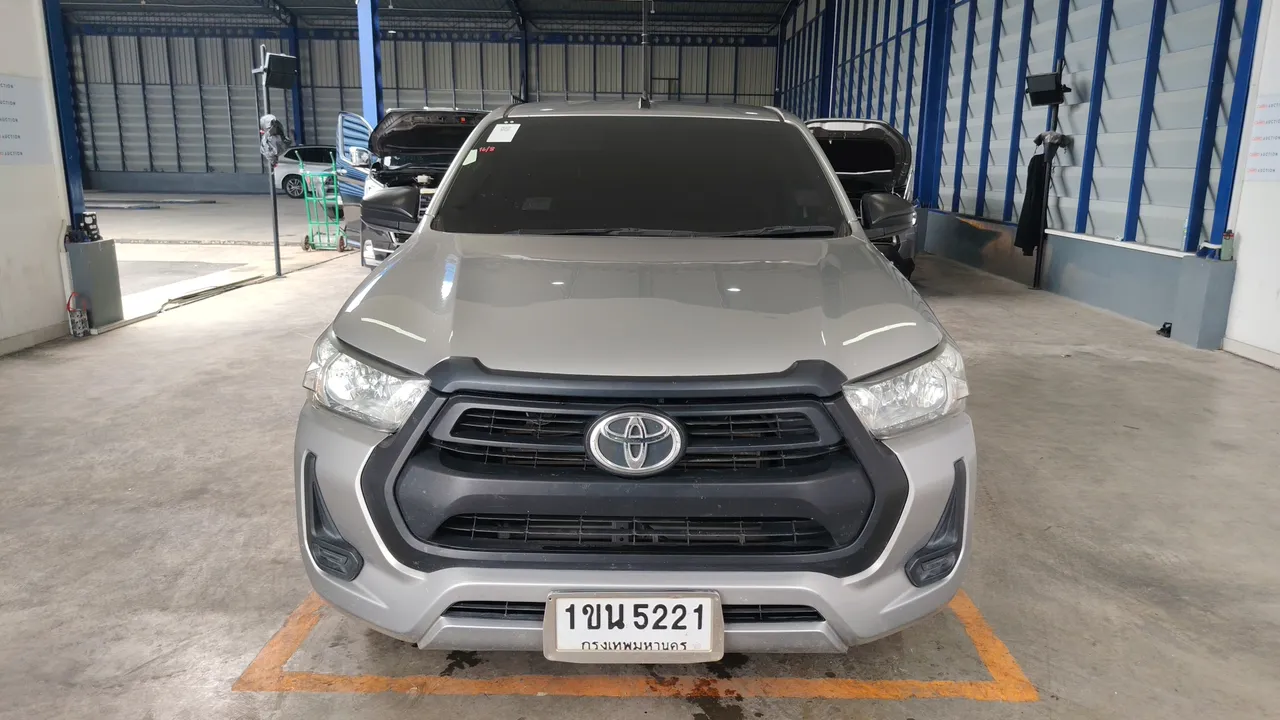 2020 Toyota Hilux Revo – Exterior