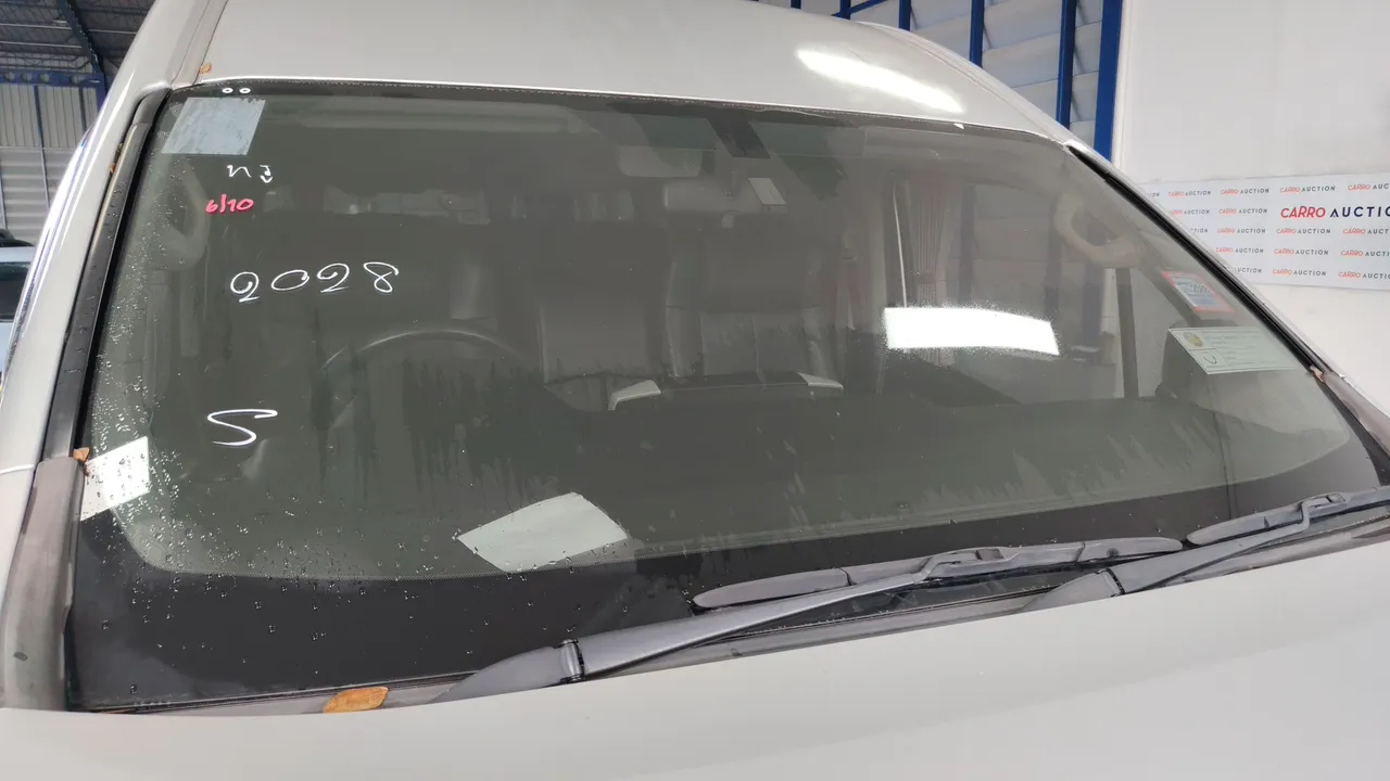 2020 Toyota Commuter – Exterior