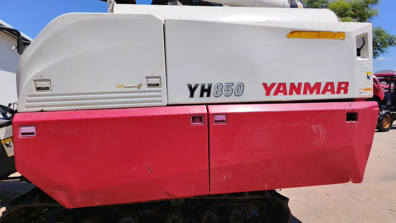 2021 Yanmar YH850 – Exterior