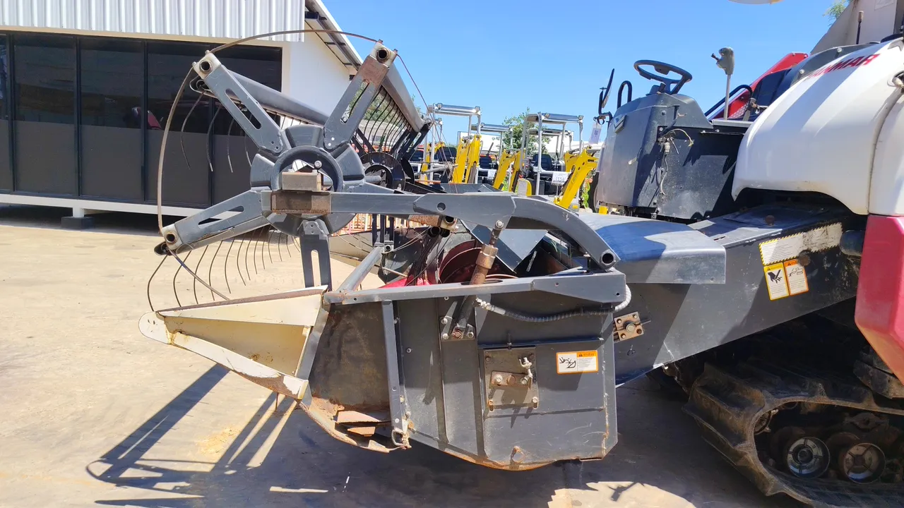 2021 Yanmar YH850 – Exterior