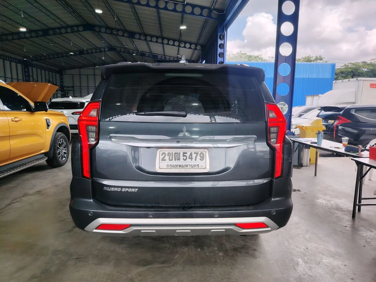 2021 Mitsubishi Pajero Sport – Exterior