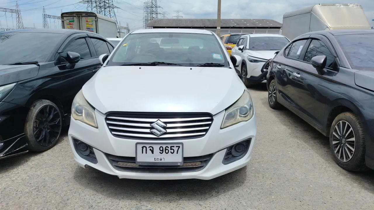 2017 Suzuki Ciaz – Front