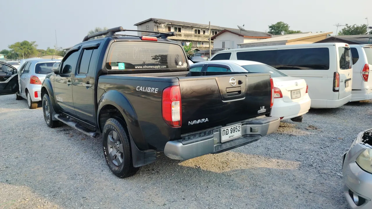 2011 Nissan Navara – Exterior