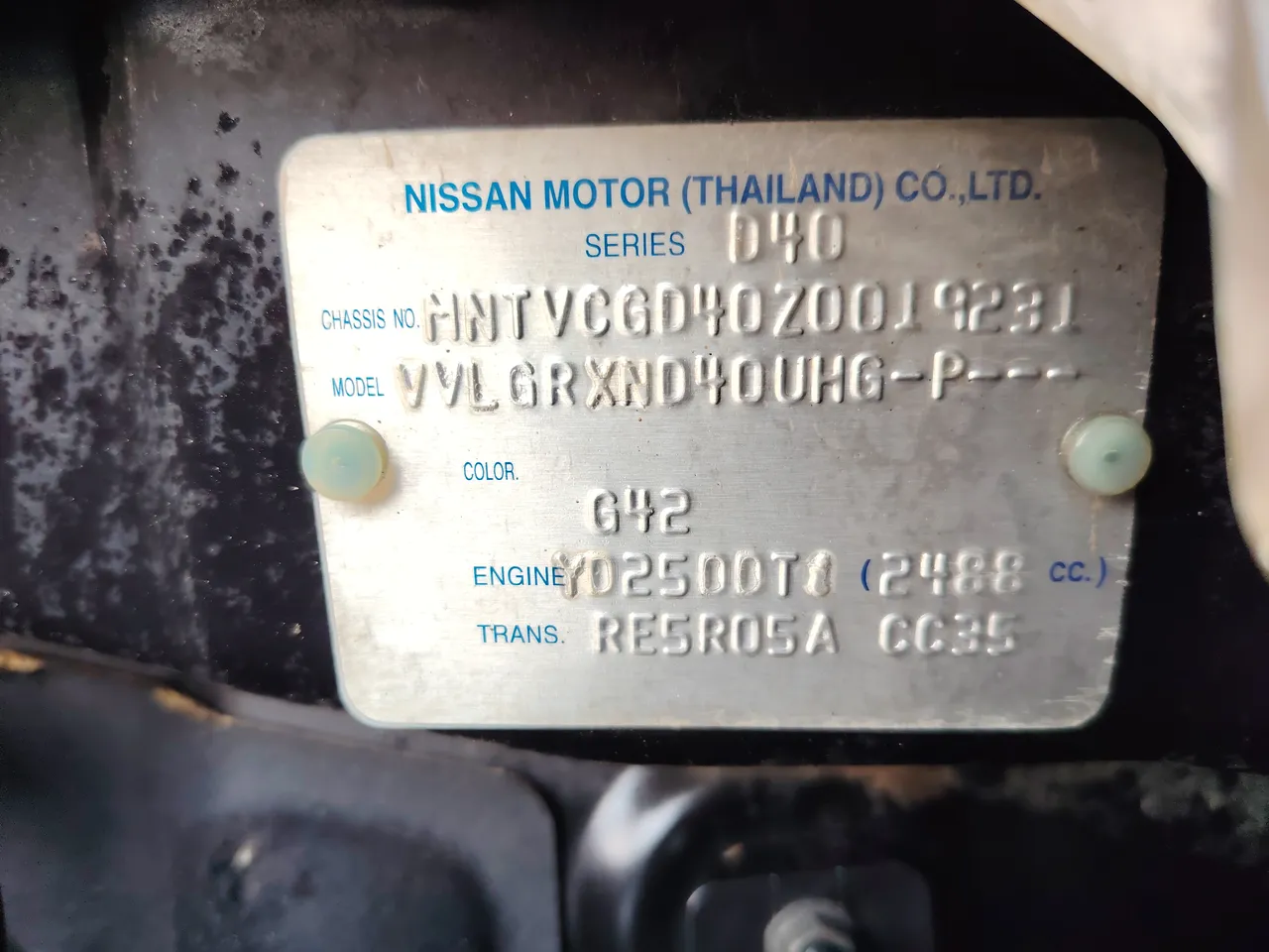 2011 Nissan Navara – Exterior