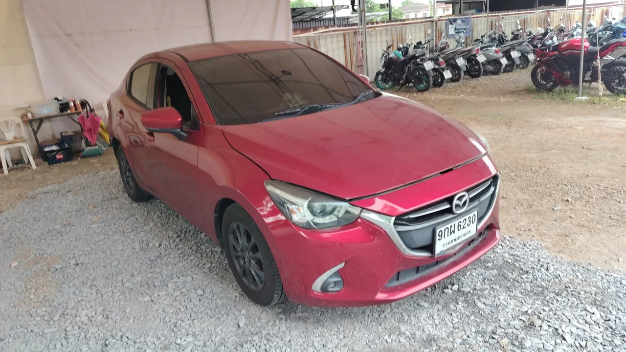 2020 Mazda Mazda2 – Exterior