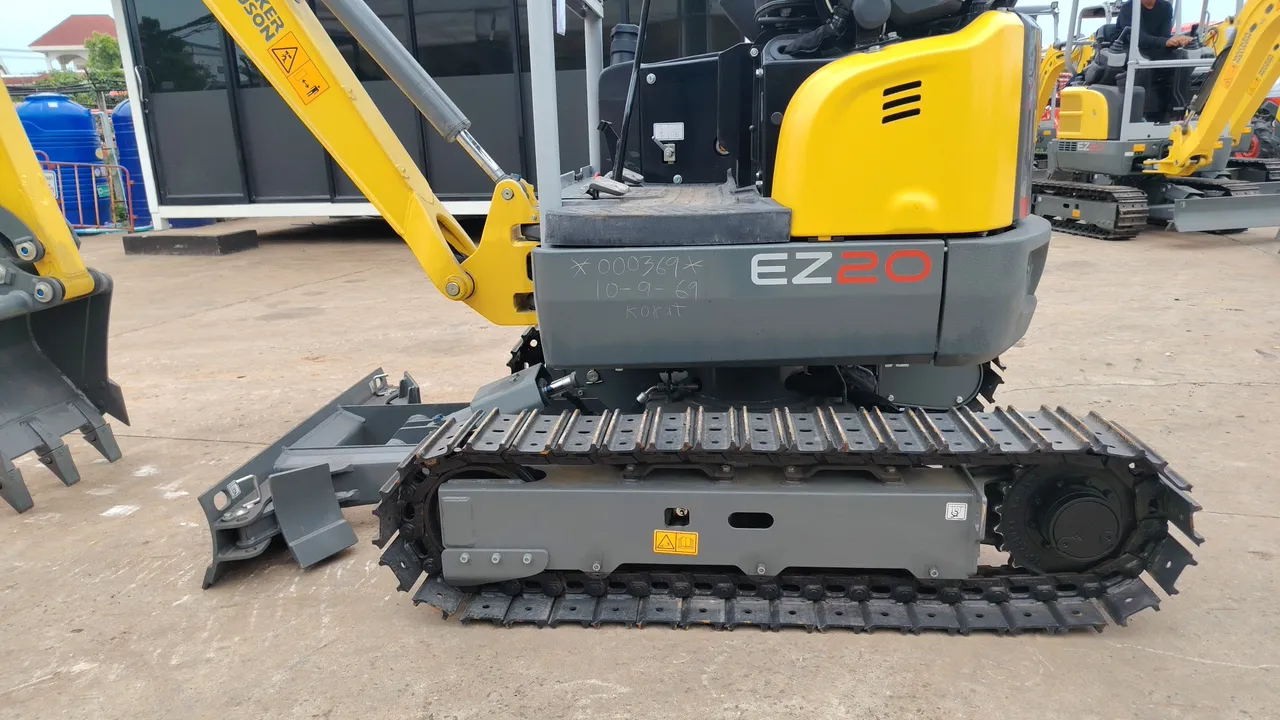 2024 Wacker Neuson EZ20 – Wheel