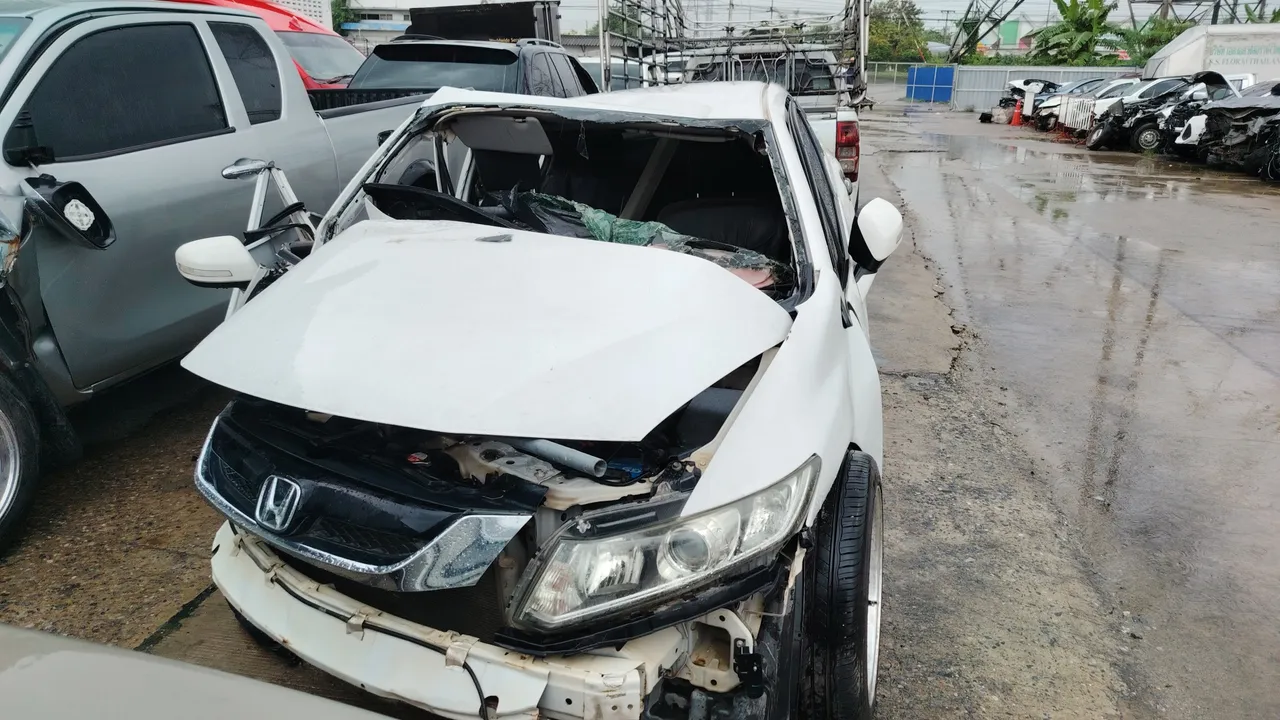 2013 Honda Civic – Exterior