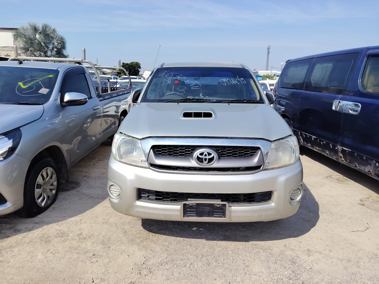 2010 Toyota Hilux Vigo – Exterior