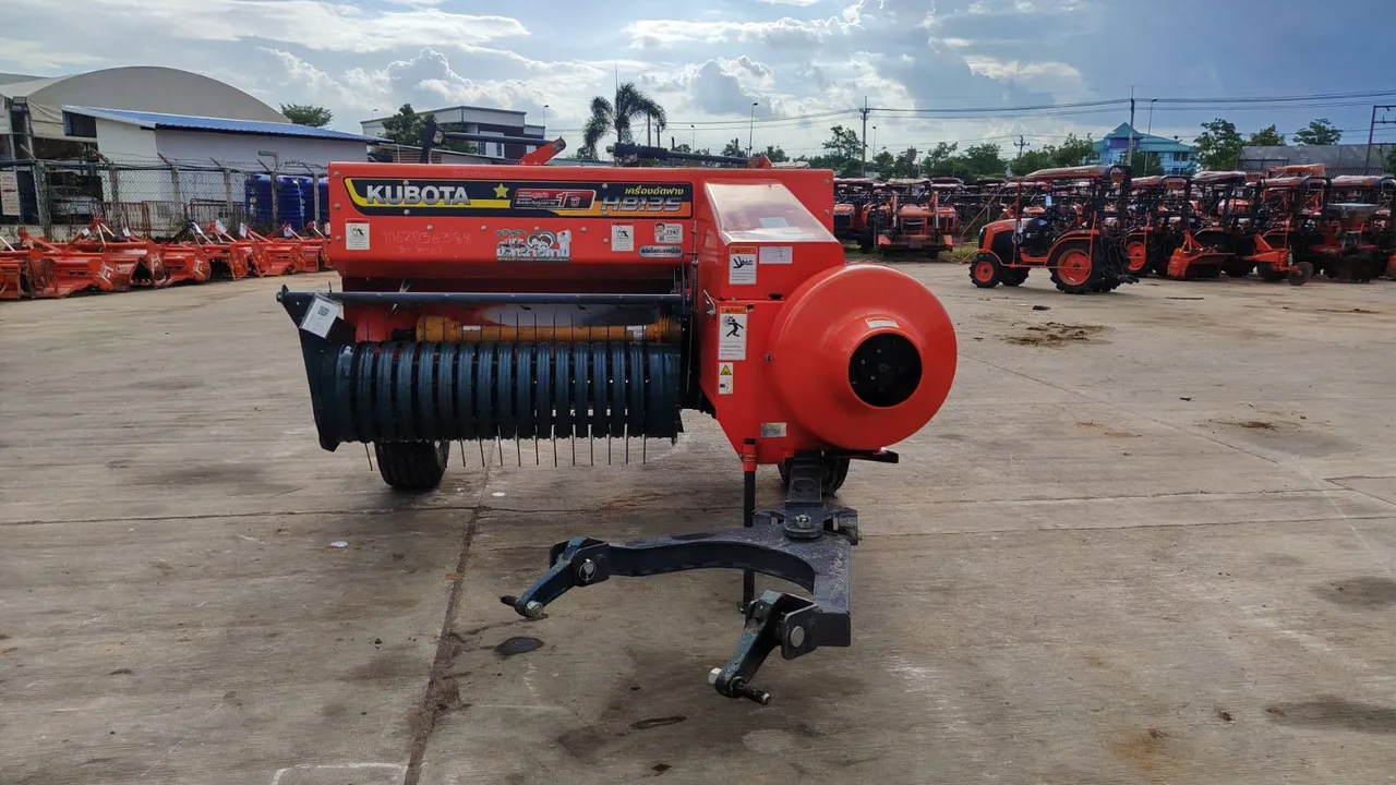2024 Kubota HB135 – Front