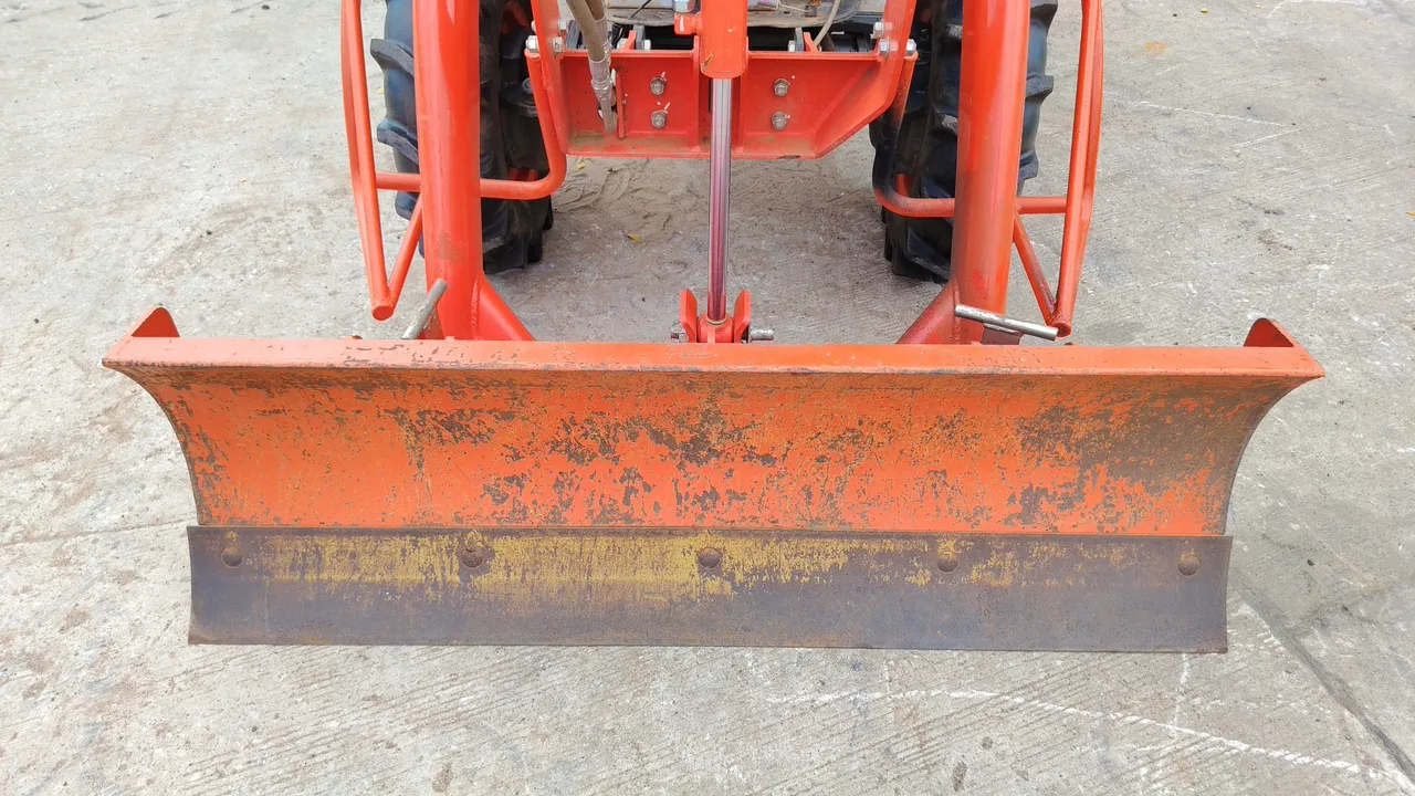 2022 Kubota B2740S-B – Exterior