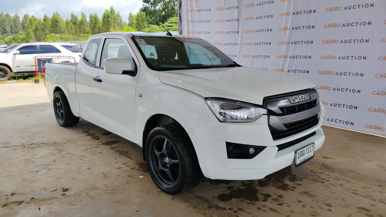 2021 Isuzu D-Max – Front
