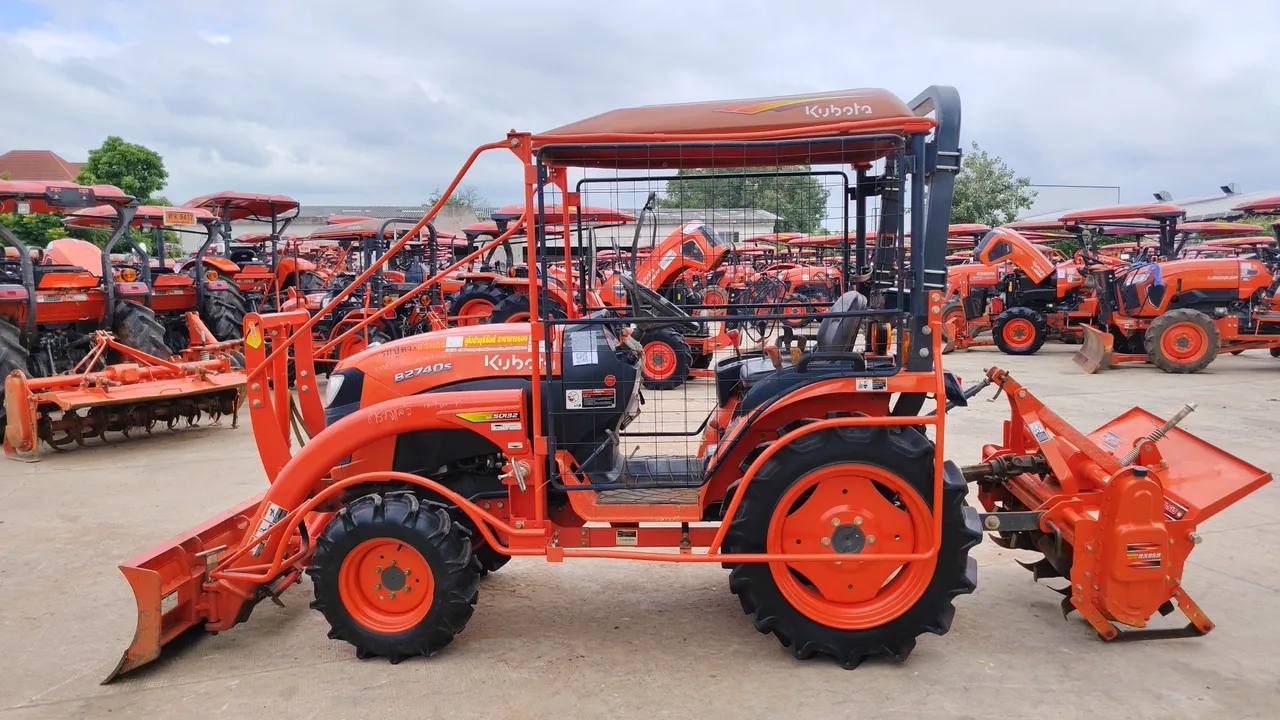 2022 Kubota B2740S-B – Exterior