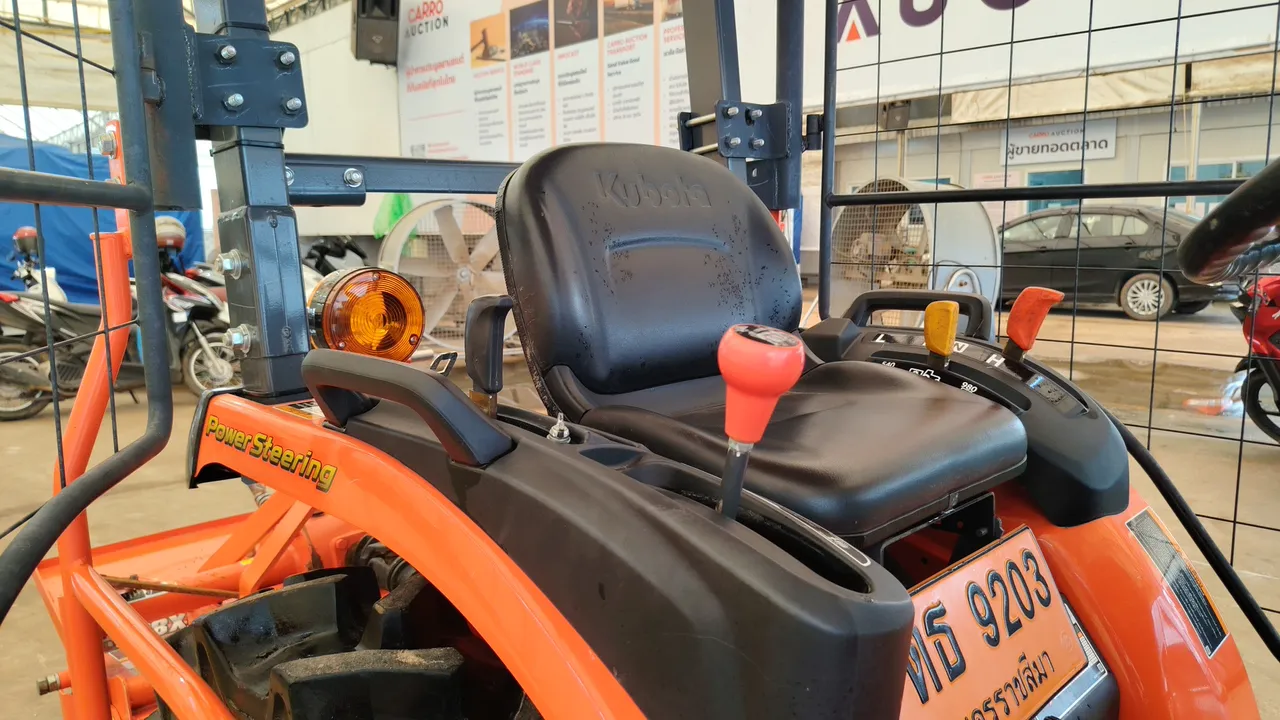 2012 Kubota B2440S-B – Exterior