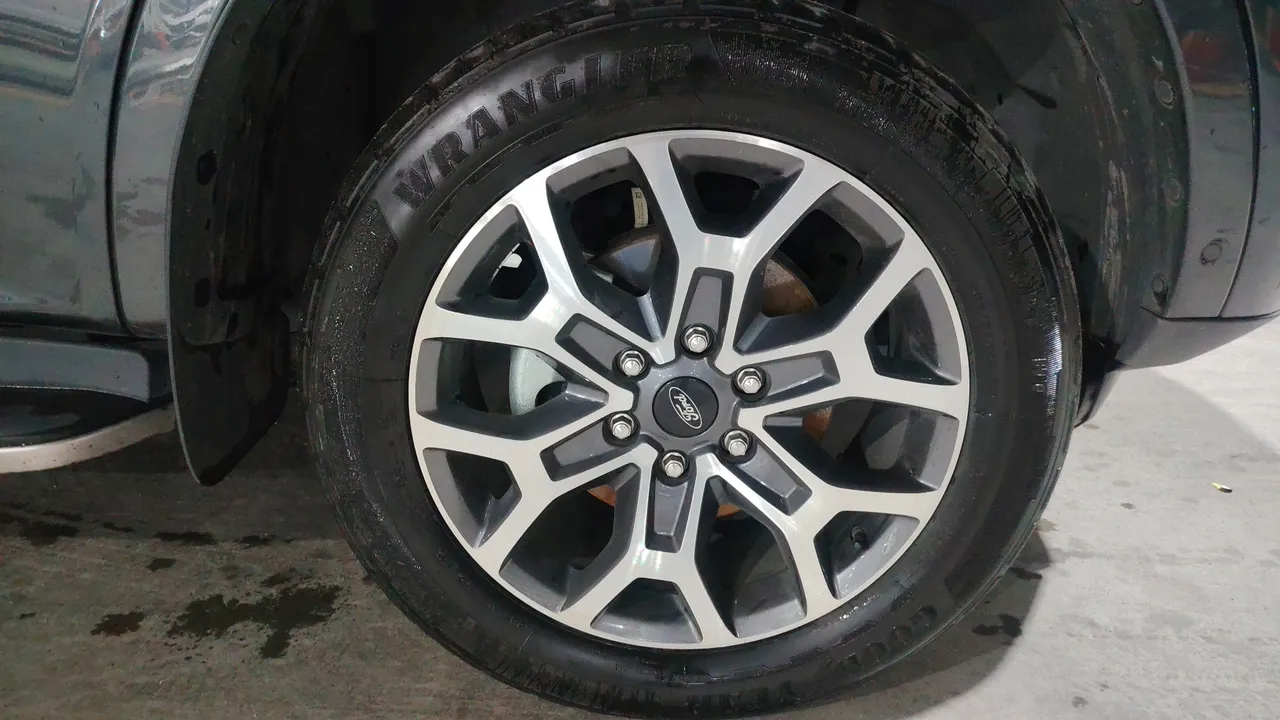 2023 Ford Everest – Exterior