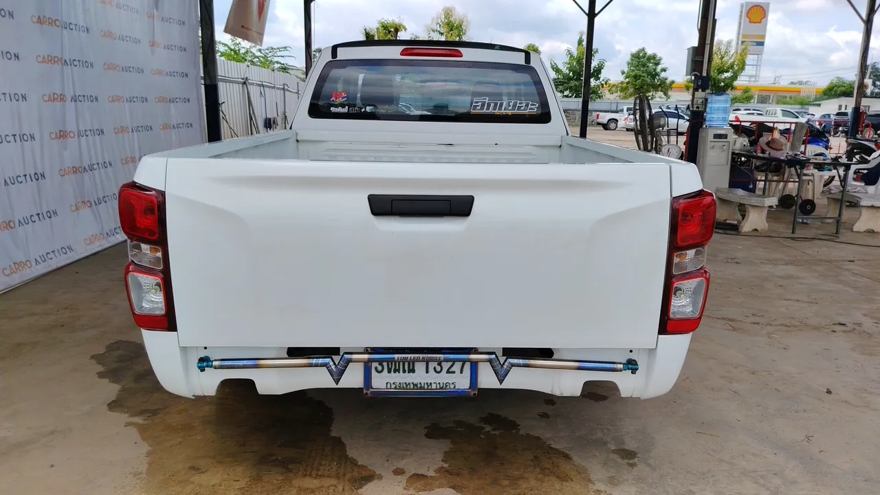 2021 Isuzu D-Max – Back