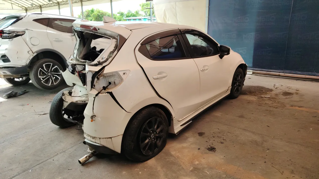 2022 Mazda Mazda2 – Exterior