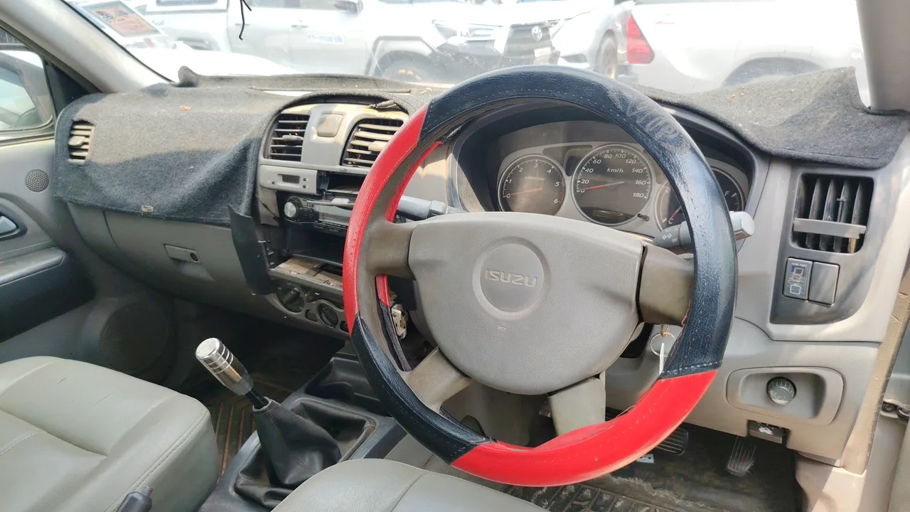 2005 Isuzu D-Max – Exterior