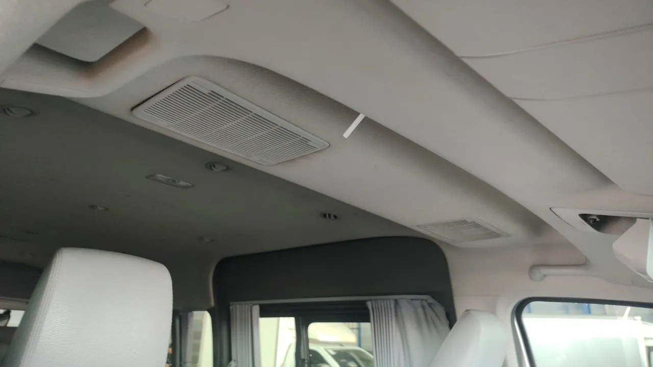 2022 Toyota Commuter – Exterior