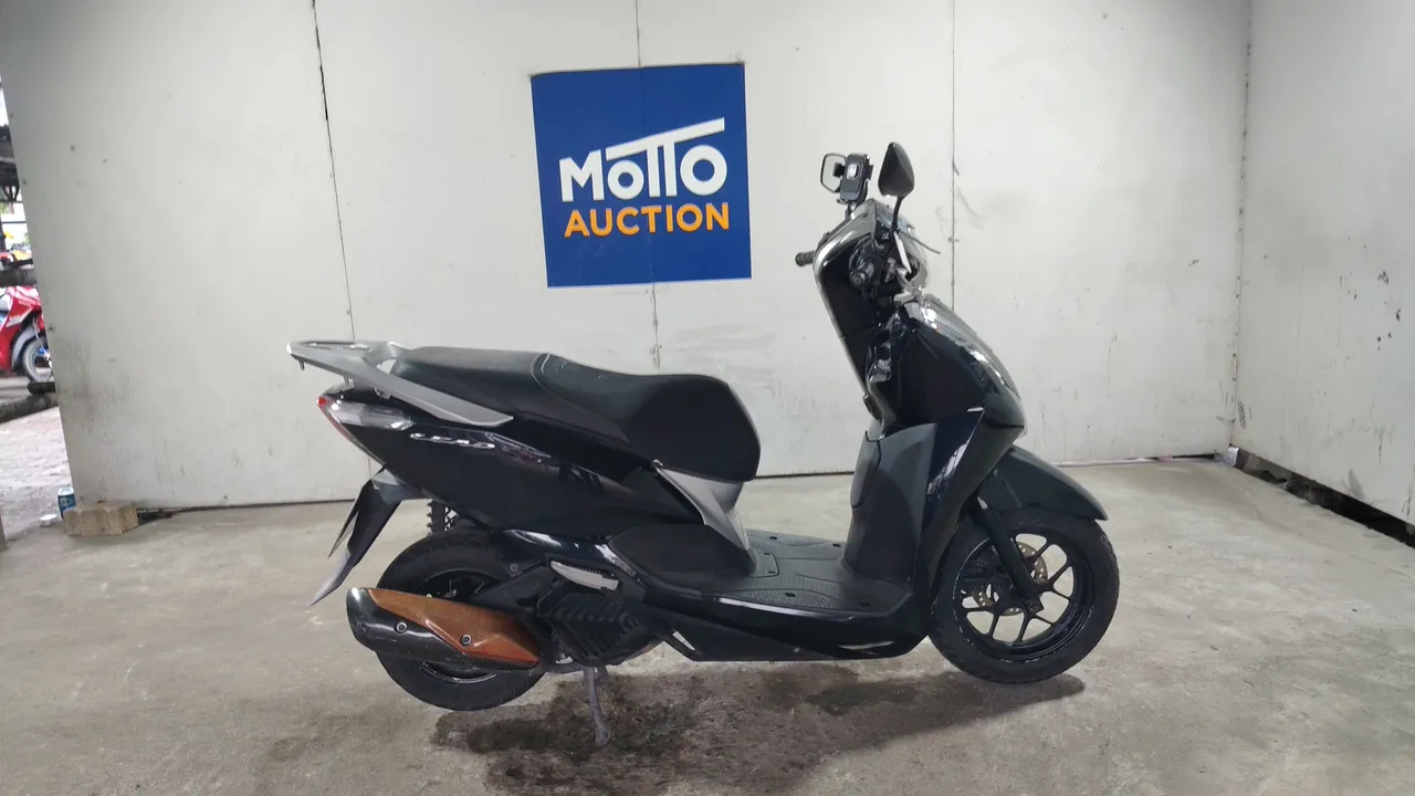 2023 Honda Lead – Side