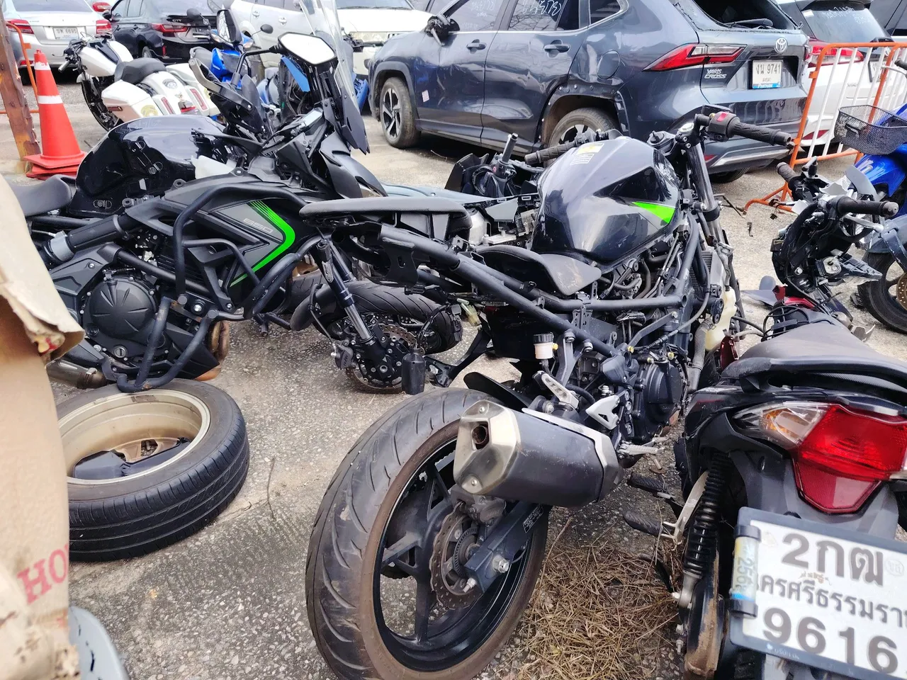 2019 Kawasaki Ninja 400 – Exterior