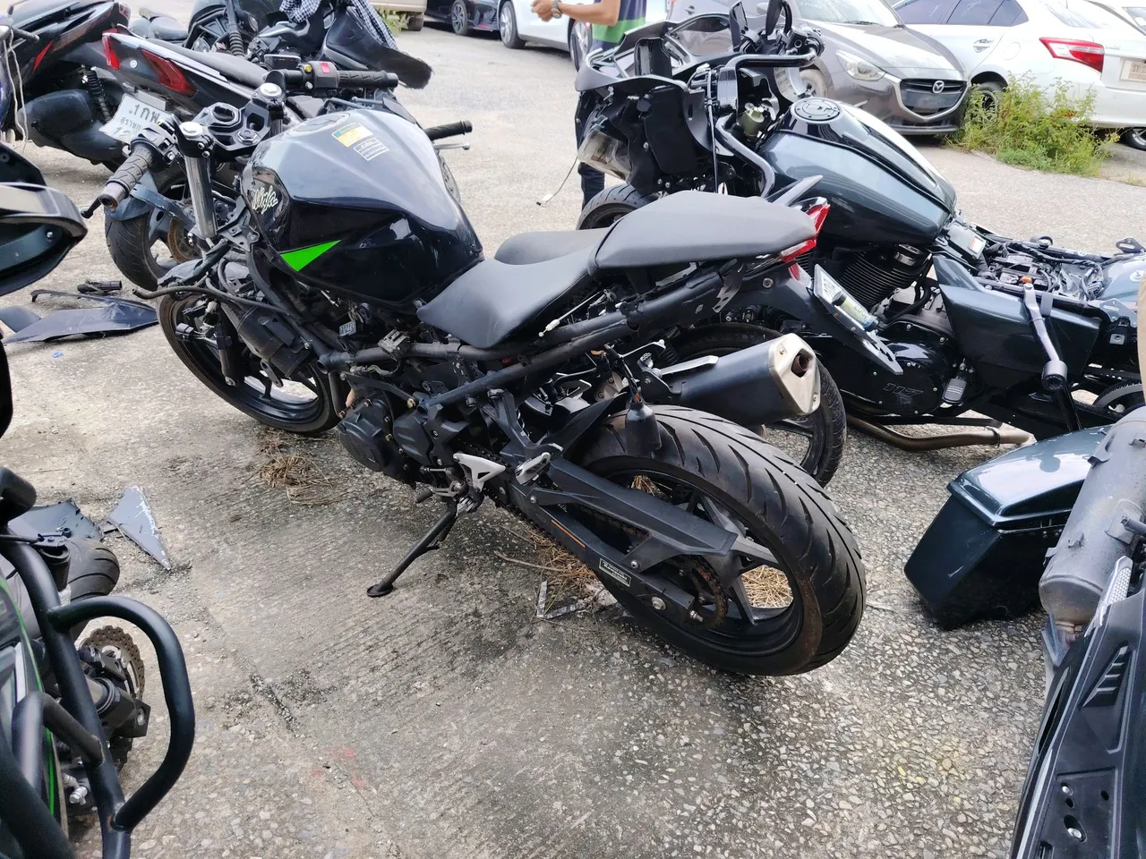 2019 Kawasaki Ninja 400 – Exterior