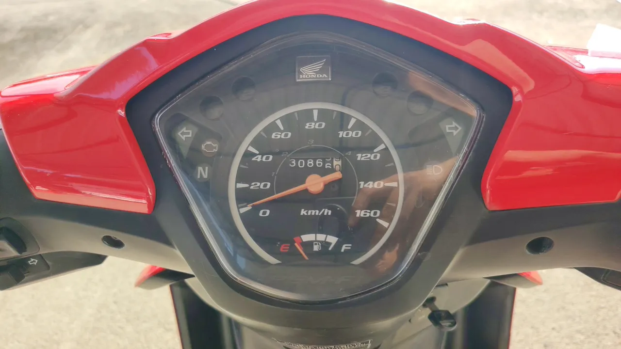 2016 Honda Wave – Exterior