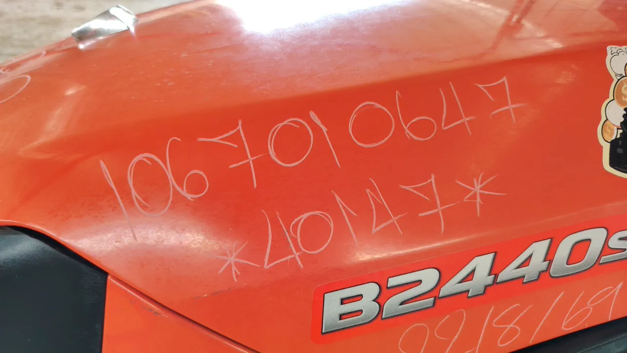 2024 Kubota B2440S-B – Exterior