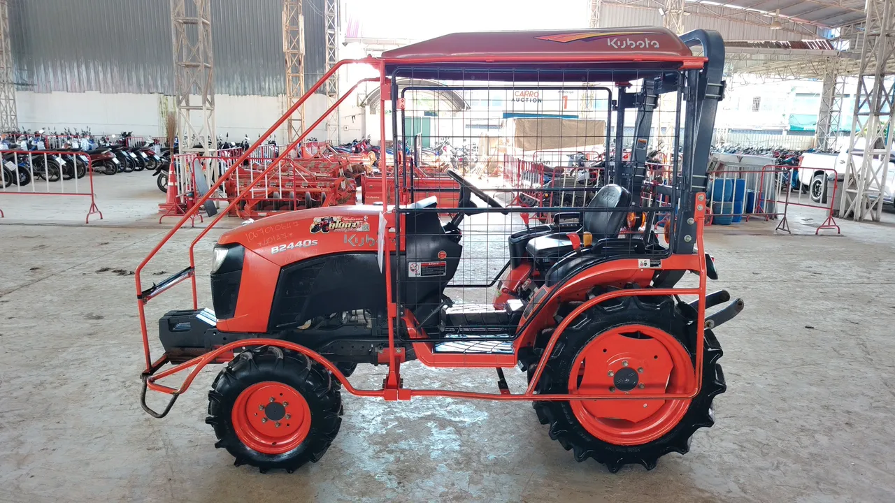 2024 Kubota B2440S-B – Exterior