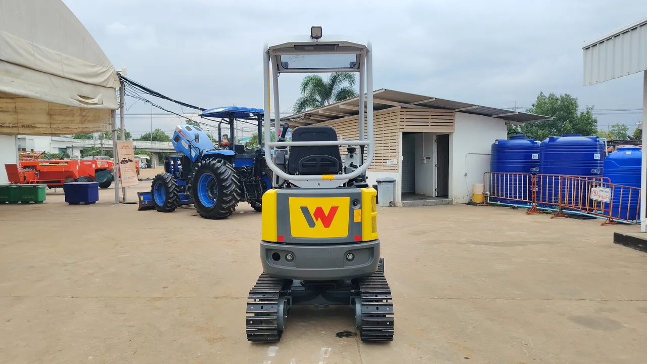 2024 Wacker Neuson EZ20 – Back