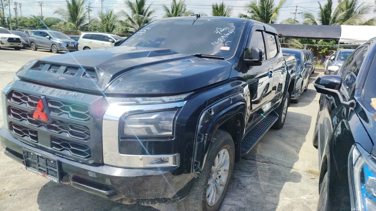 2023 Mitsubishi Triton – Exterior
