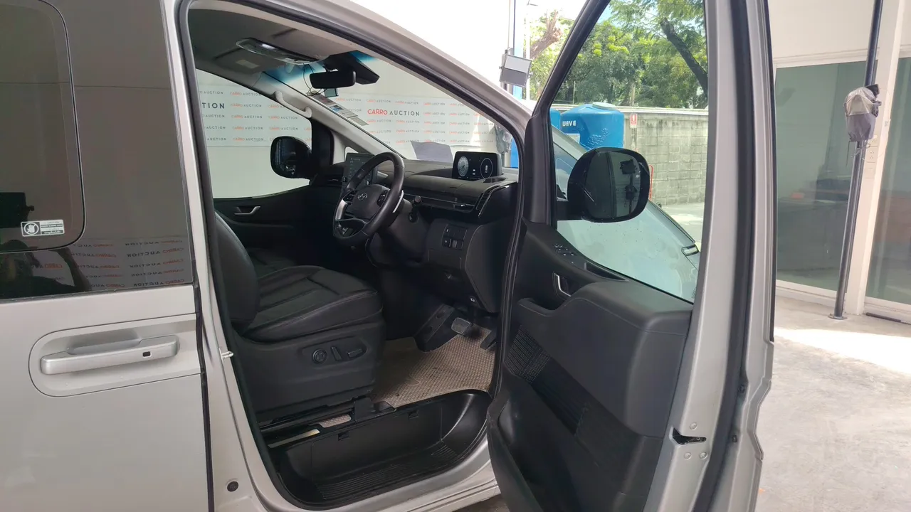2021 Hyundai Staria – Exterior