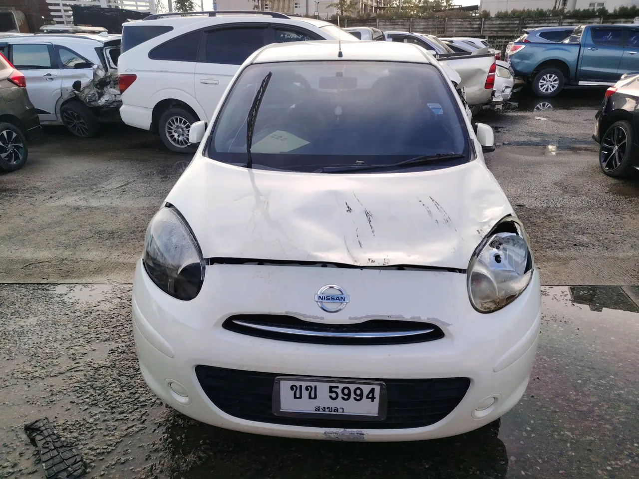 2012 Nissan March – Exterior