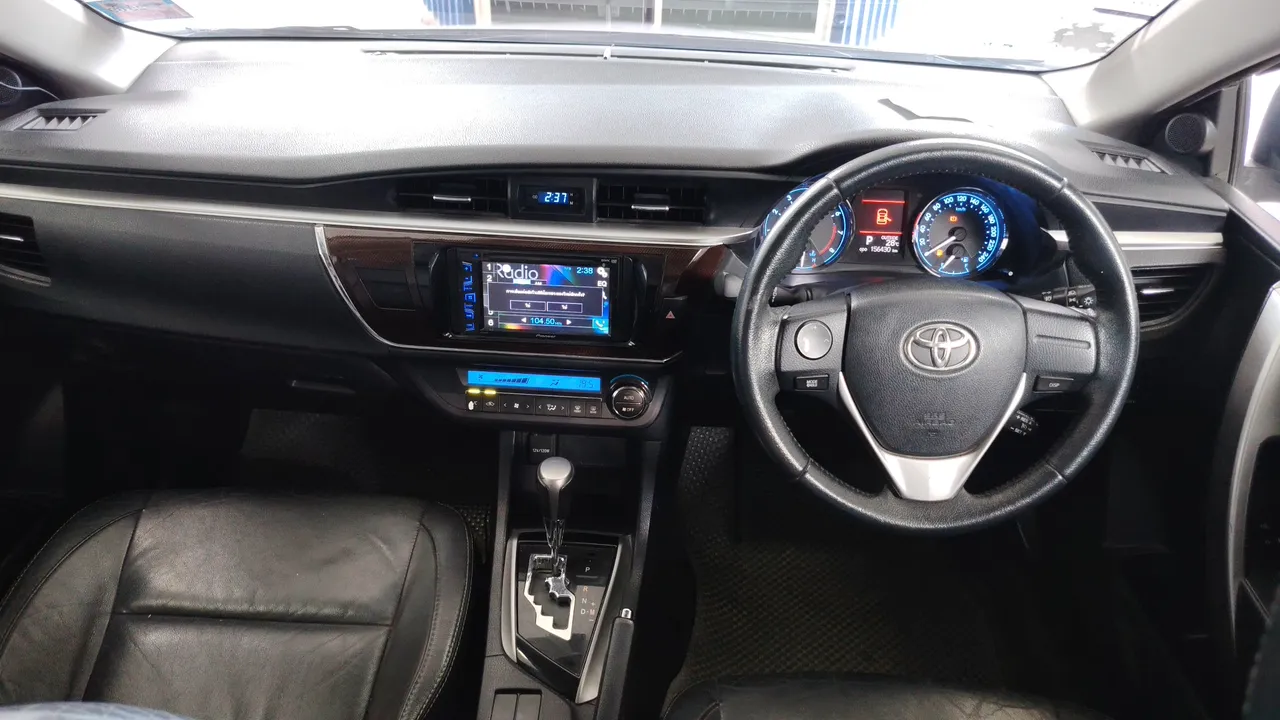 2015 Toyota Corolla Altis – Exterior