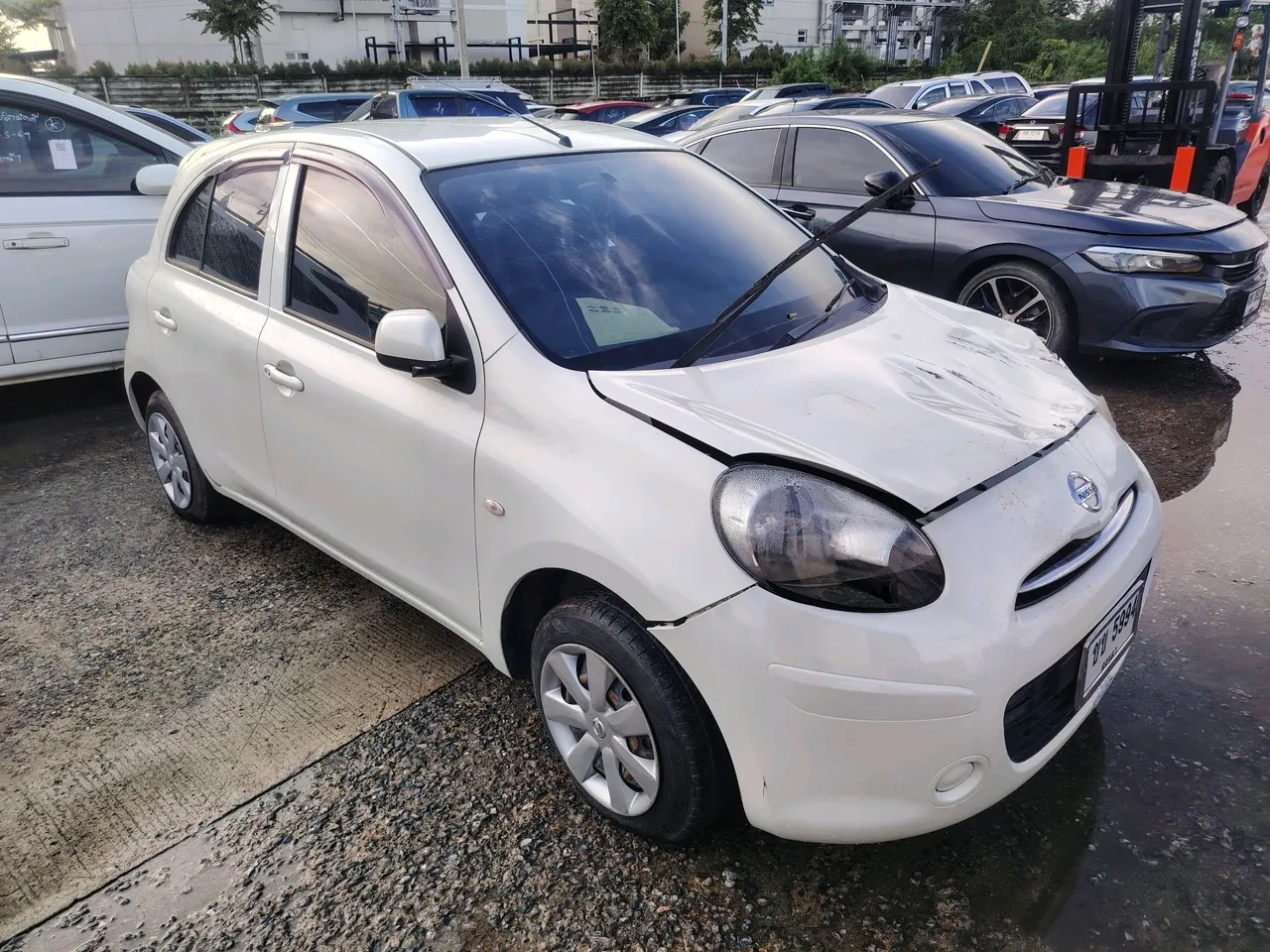 2012 Nissan March – Exterior