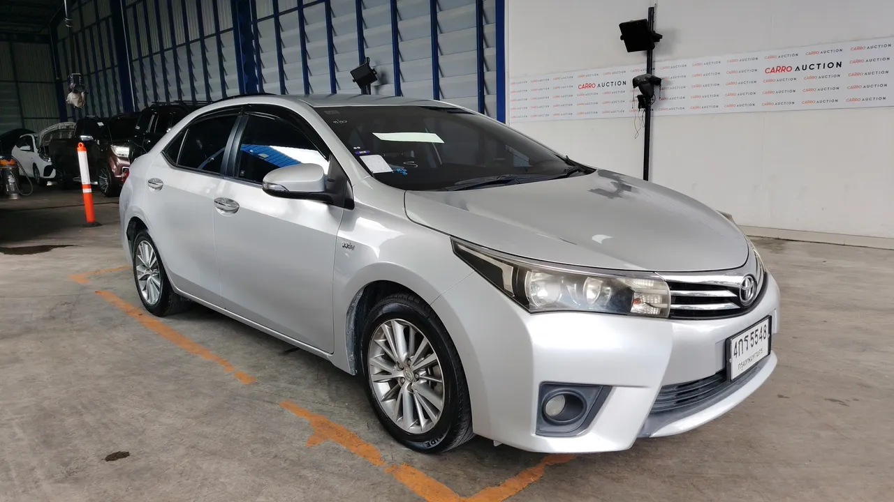 2015 Toyota Corolla Altis – Exterior