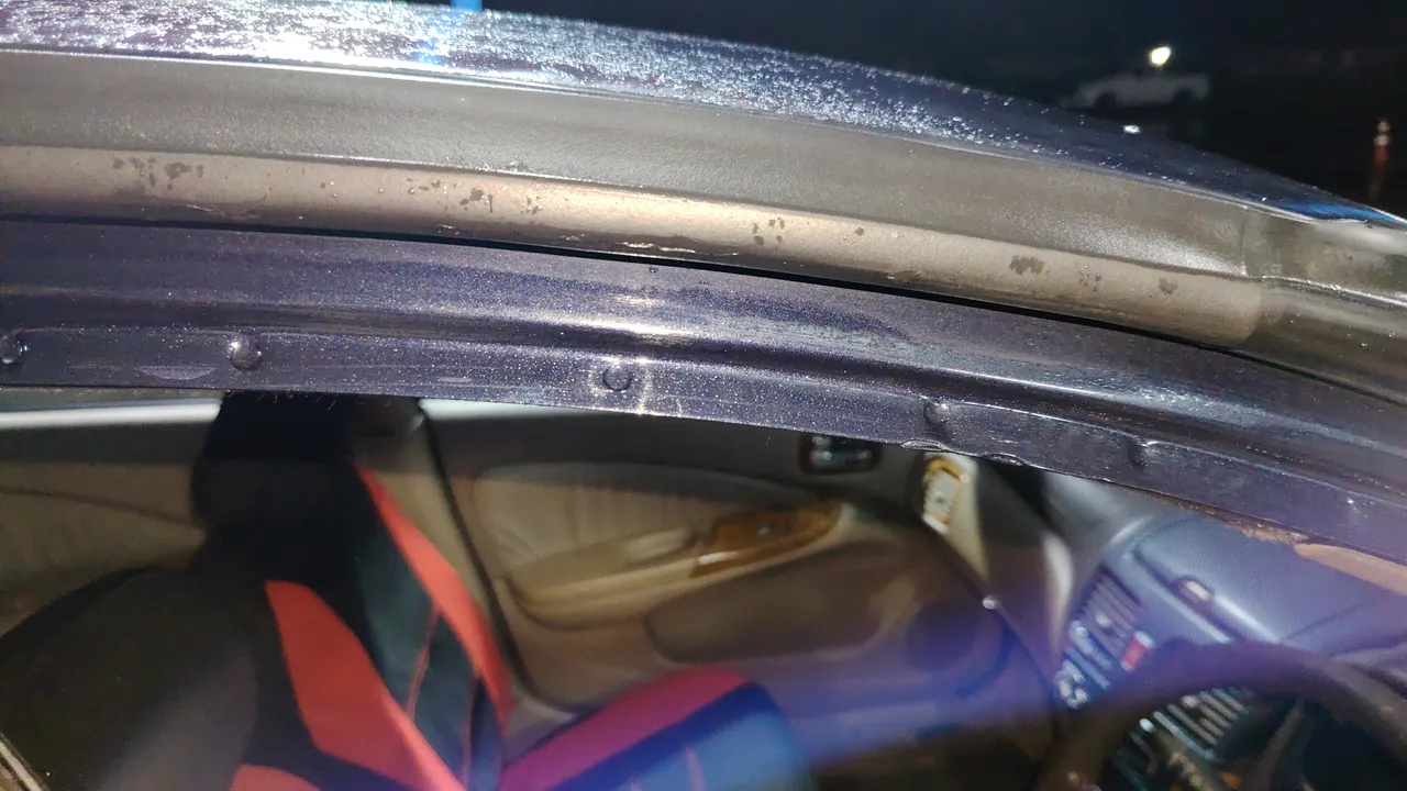 2002 Nissan Sunny – Exterior